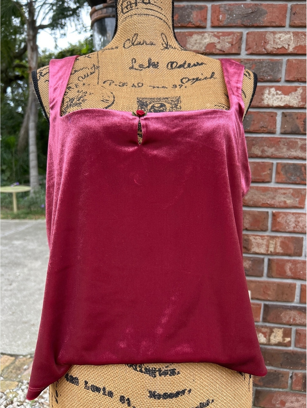 Wild Fable Women's Velvet Tank Top in Burgundy, Size XXL